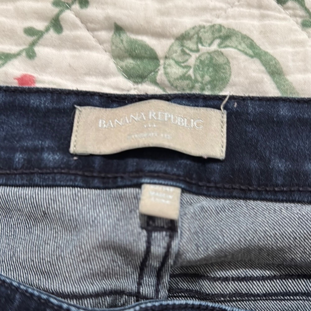 Banana Republic Women's dark rinse Jeans